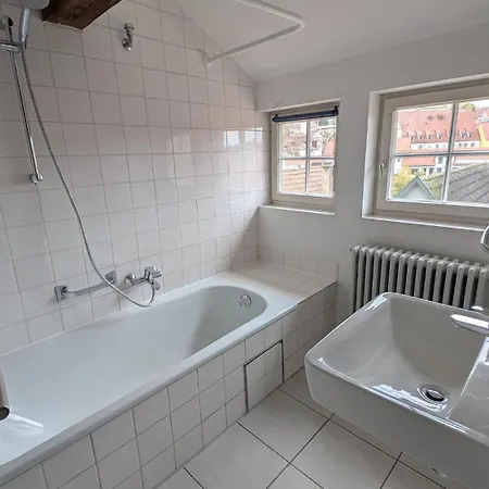 Appartement Single In A Historic Half-timbered House *
