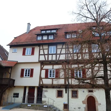 Single In A Historic Half-timbered House Apartament Rottenburg am Neckar